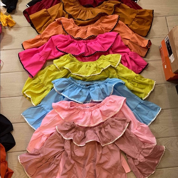 Crop tops - Picture 4 of 12